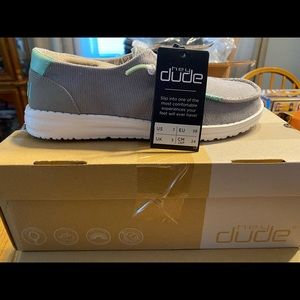 Womens hey dude shoes. Wendy style